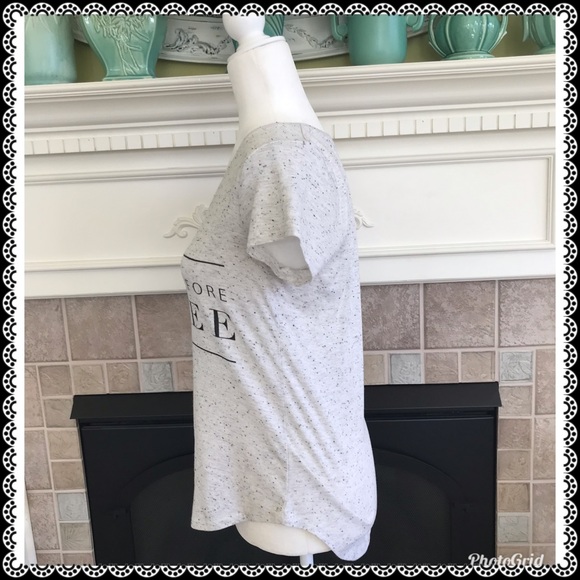 Apt. 9 graphic tee, size S - Picture 3 of 5